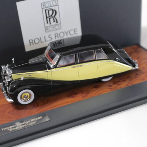 1:43 Matrix Hooper Design #8390 Empress Line yellow