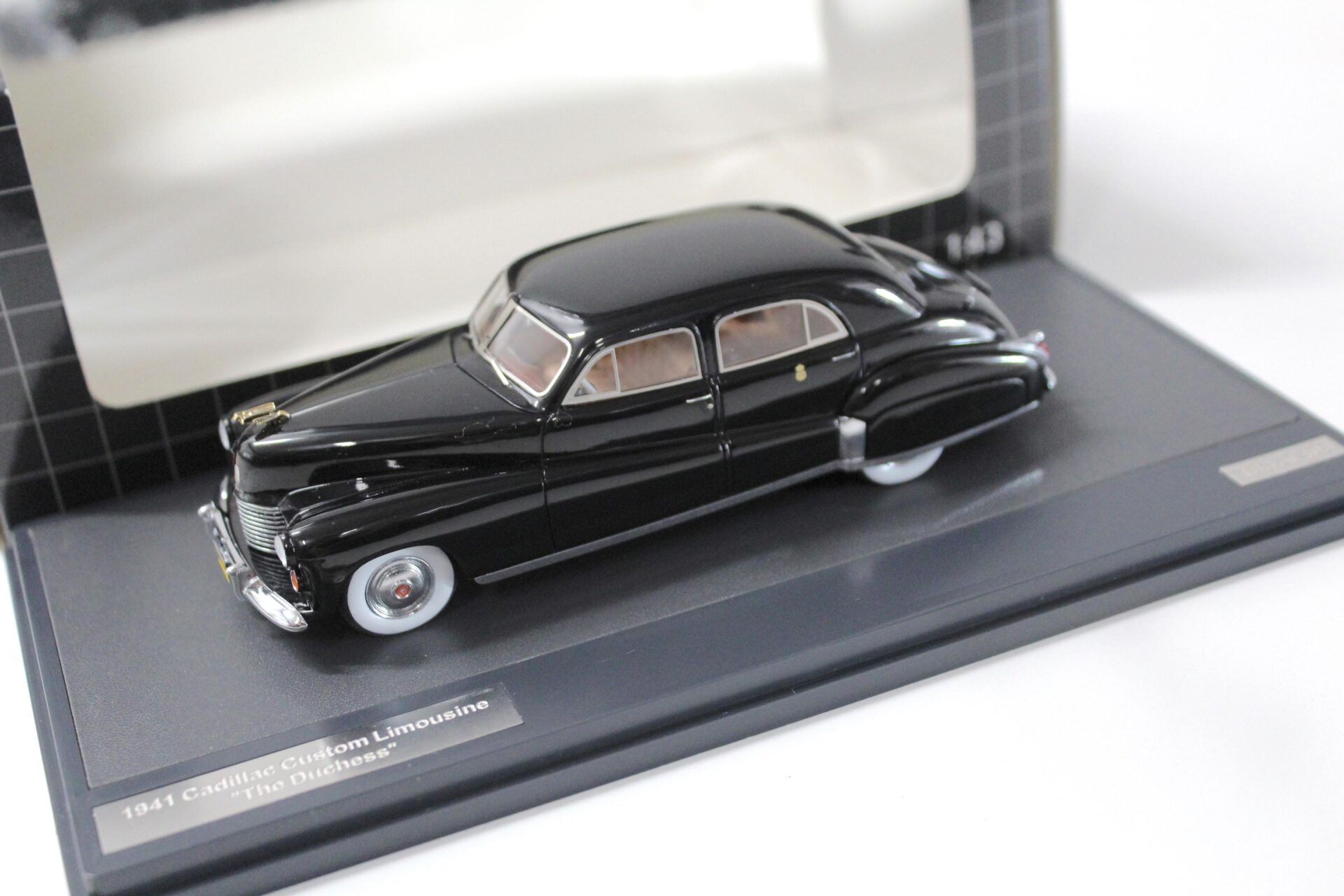 1:43 Matrix 1941 Cadillac Custom Limousine "The Duchess" black