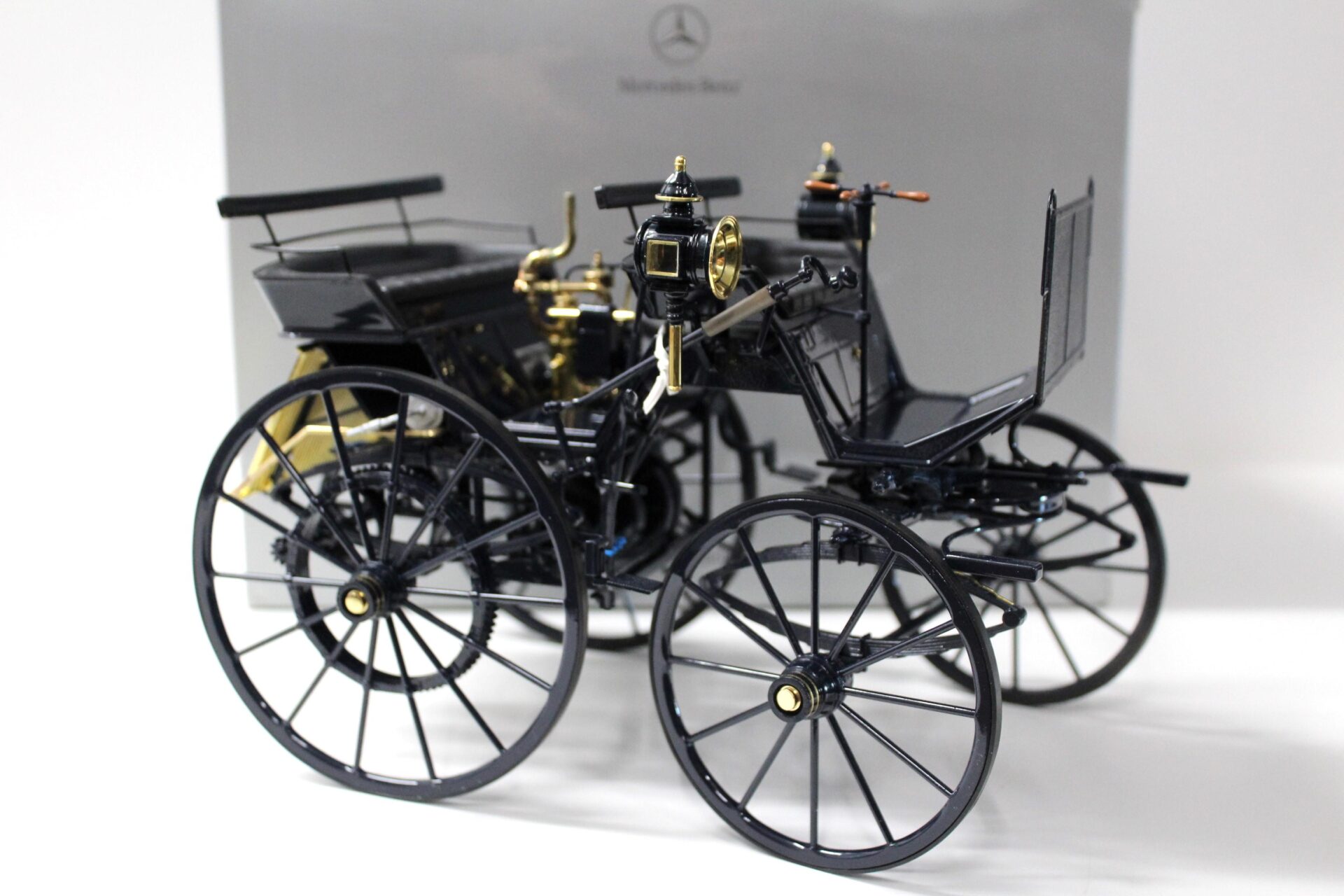 1:10 Vanbo Mercedes Benz Daimler Motor Kutsche dark blue DEALER VERSION