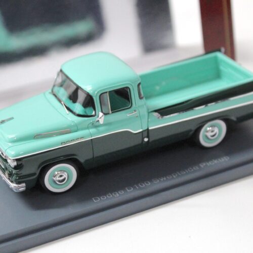 1:43 American Excellence NEO Dodge D100 Sweptside Pickup mint/ dark green