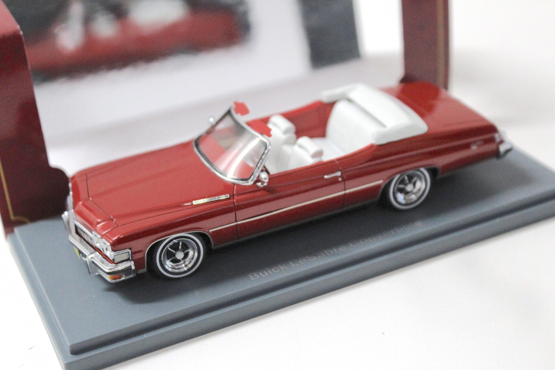 ID 49181 orig 1.jpg 1:43 American Excellence NEO Buick Le Sabre Convertible metallic red