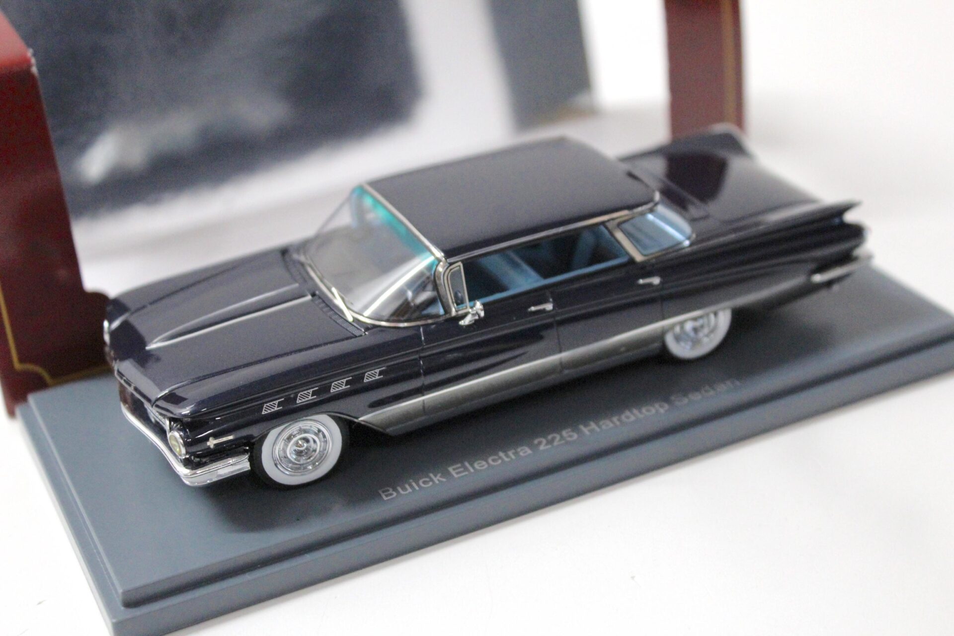 1:43 American Excellence NEO Buick Electra 225 Hardtop 4-door Sedan dark blue