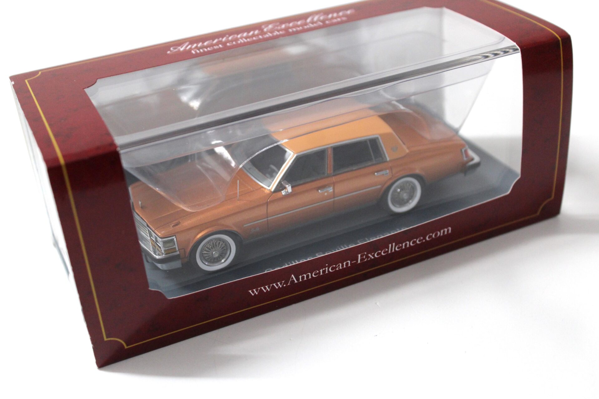 1:43 American Excellence NEO Cadillac Seville Elegante orange metallic