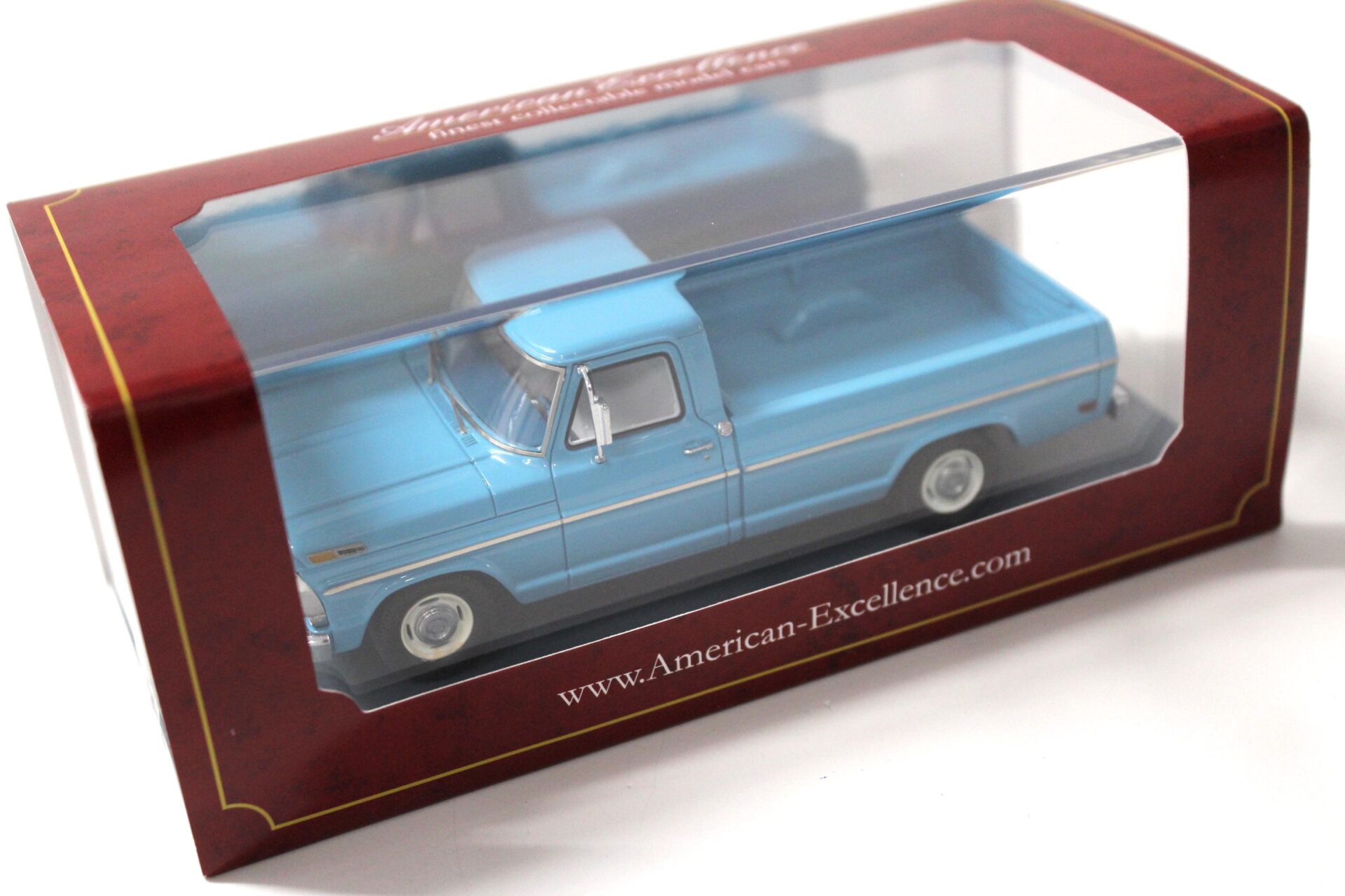 1:43 American Excellence NEO Ford F-Series F100 Pickup blue