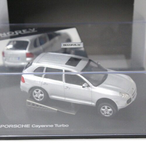 1:43 Norev Porsche Cayenne Turbo Presentation silver