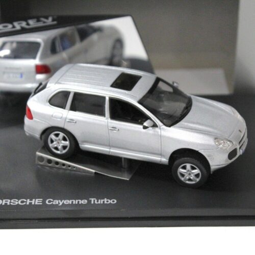1:43 Norev Porsche Cayenne Turbo Presentation silver