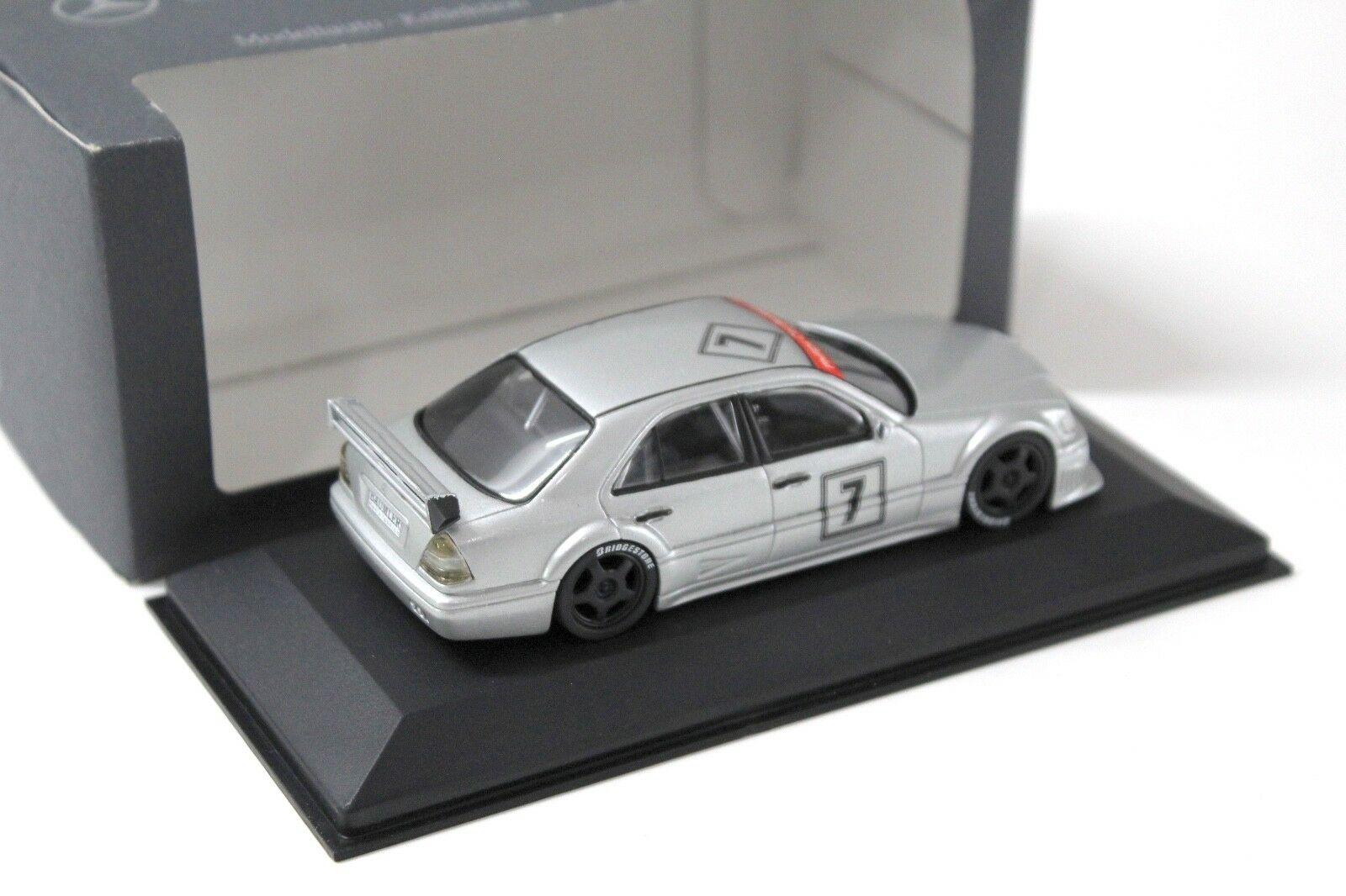 1:43 Minichamps Mercedes C-Klasse Testcar #7 silver DEALER VERSION