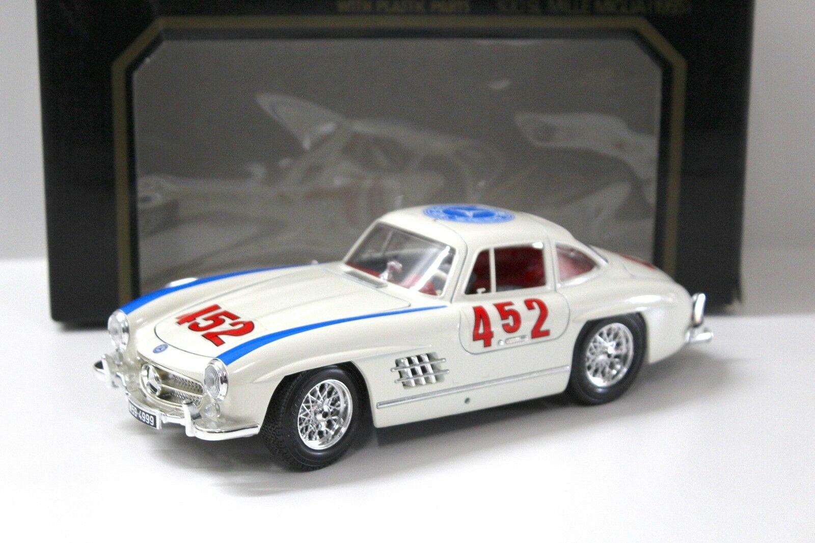 ID 49497 orig 1.jpg 1:18 Bburago Mercedes 300SL Mille Miglia #452 white
