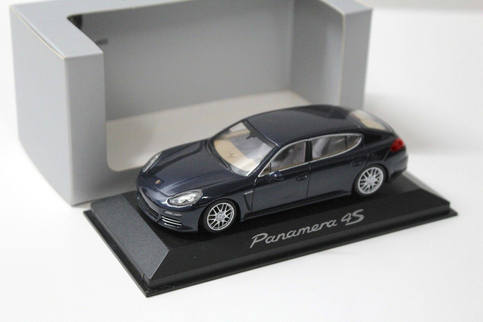 1:43 Minichamps Porsche Panamera 4S dark blue DEALER VERSION