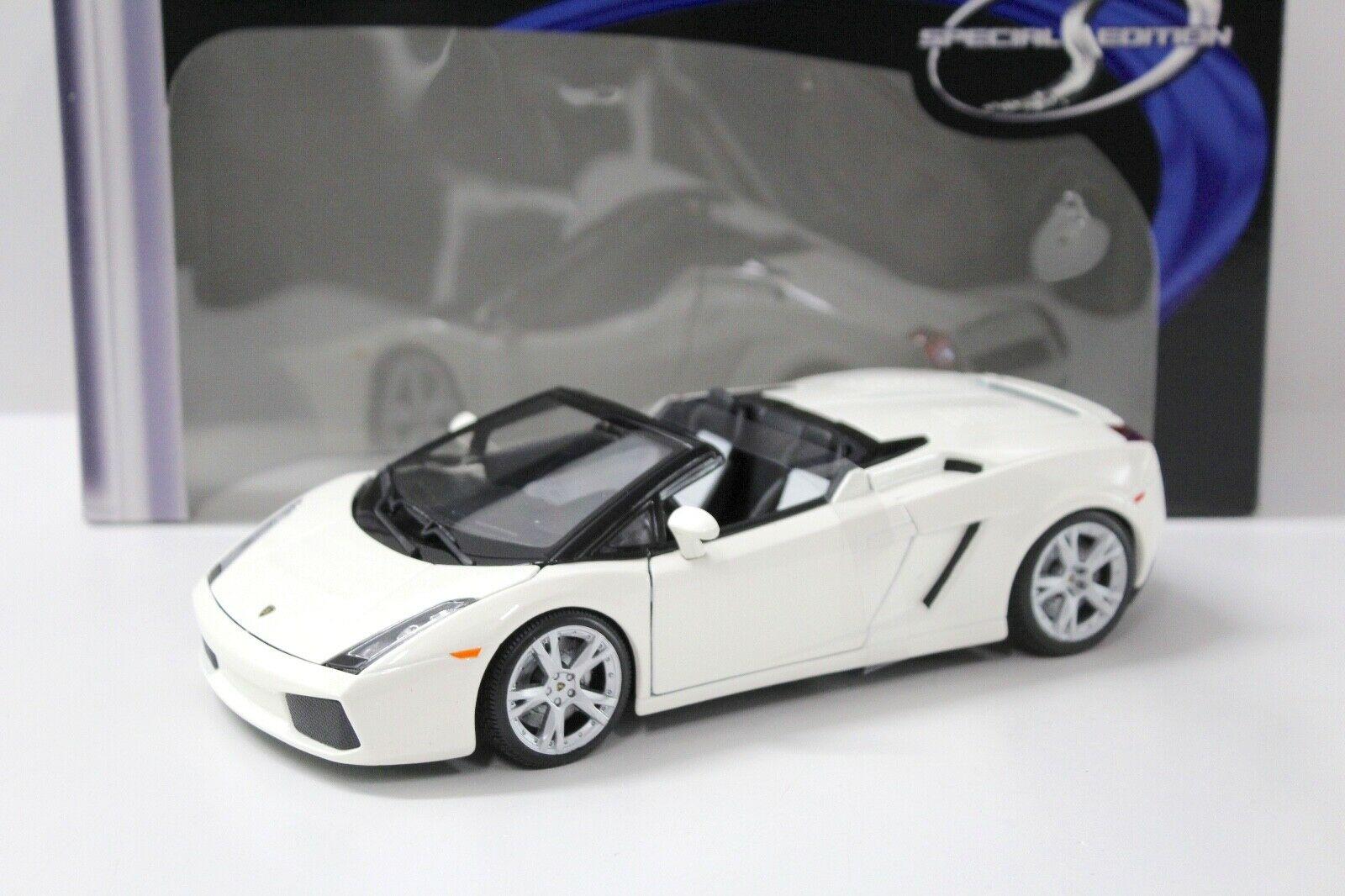1:18 Maisto Lamborghini Gallardo Spyder white