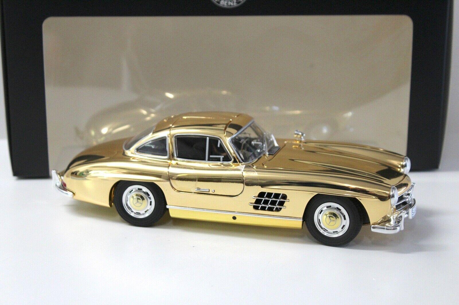 1:18 Minichamps Mercedes 300SL (W198) GOLD EDITION DEALER VERSION