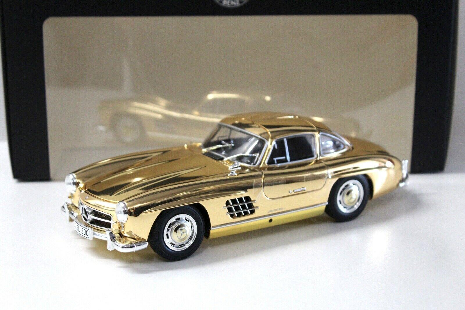 ID 49749 orig.jpg 1:18 Minichamps Mercedes 300SL (W198) GOLD EDITION DEALER VERSION