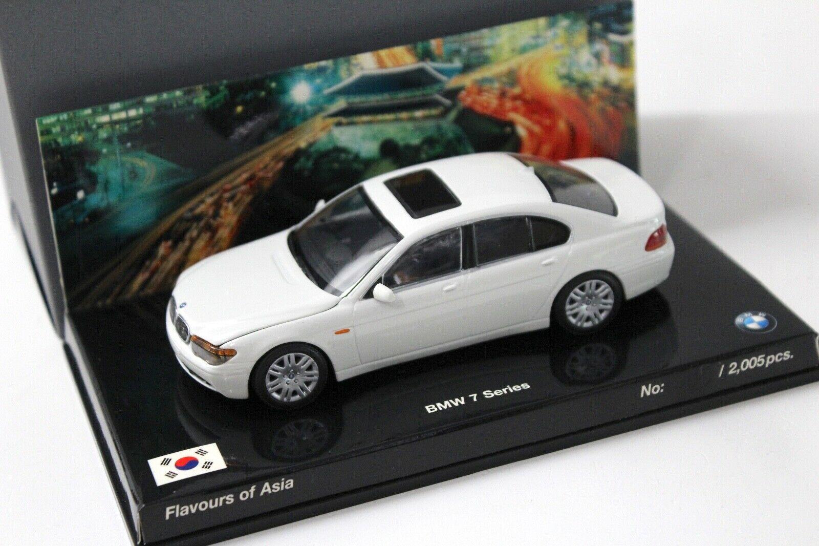 ID 50082 orig.jpg 1:43 Minichamps BMW 7er Series E65 white ASIA DEALER VERSION