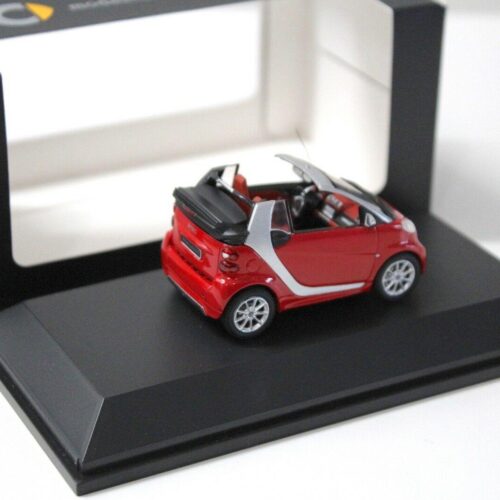1:43 Minimax Spark Smart Fortwo Cabriolet red DEALER VERSION