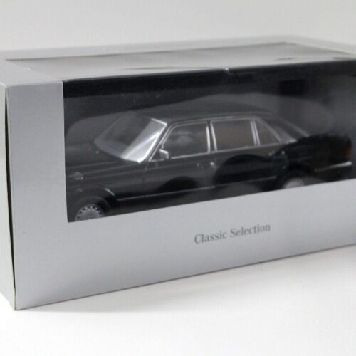 1:18 Norev Mercedes 560SEL W126 Limousine black DEALER VERSION