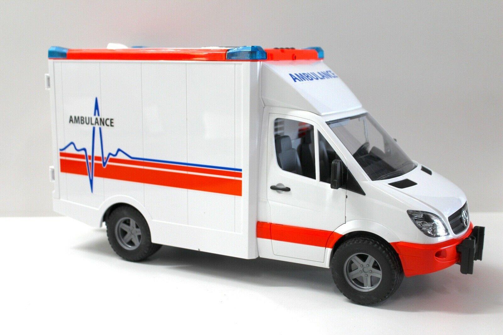 1:16 Bruder Mercedes Sprinter Rettungswagen RTW +Figur