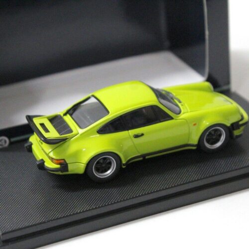 1:43 EBBRO Porsche 911 Turbo Coupe 1975 green