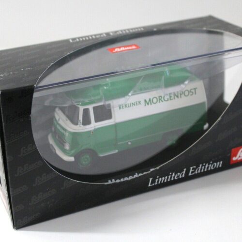 1:43 Schuco Mercedes L319 Kasten Berliner Morgenpost green