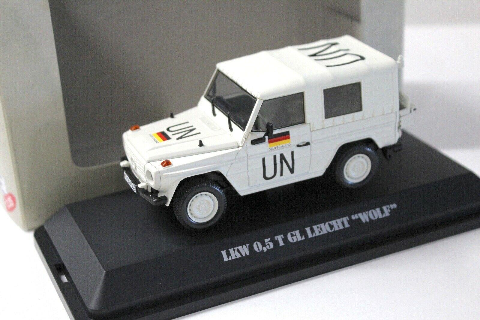 1:35 Premium ClassiXXs Mercedes LKW 0,5 T GL Wolf UN white