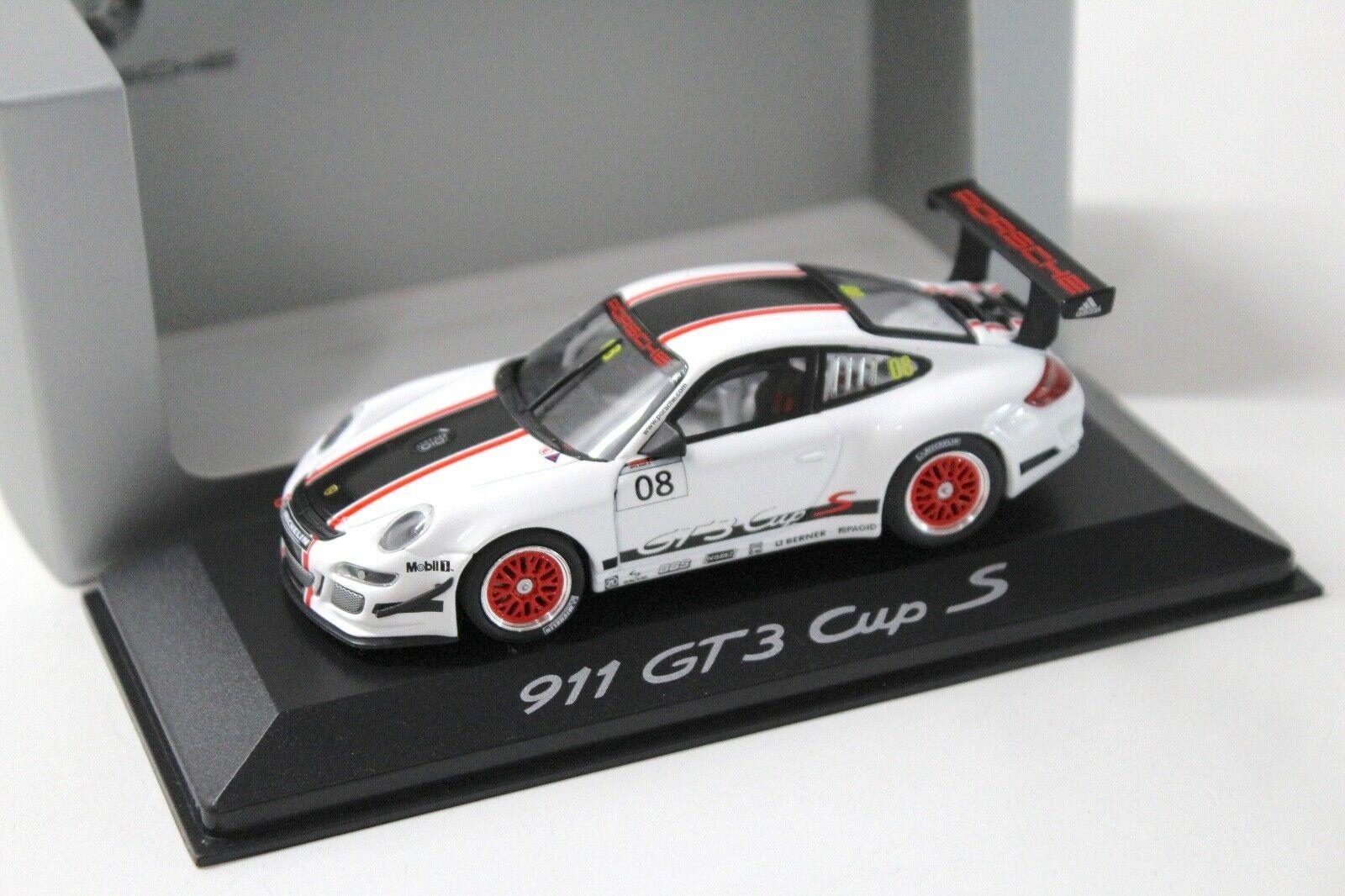 1:43 Minichamps Porsche 911 997 GT3 CUP S #08 white DEALER VERSION