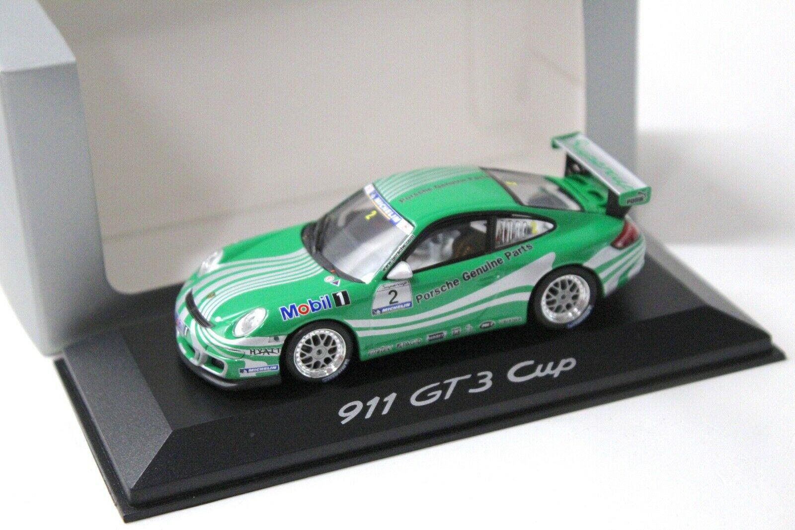 1:43 Minichamps Porsche 911 GT3 CUP Mobil1 #2 green DEALER VERSION