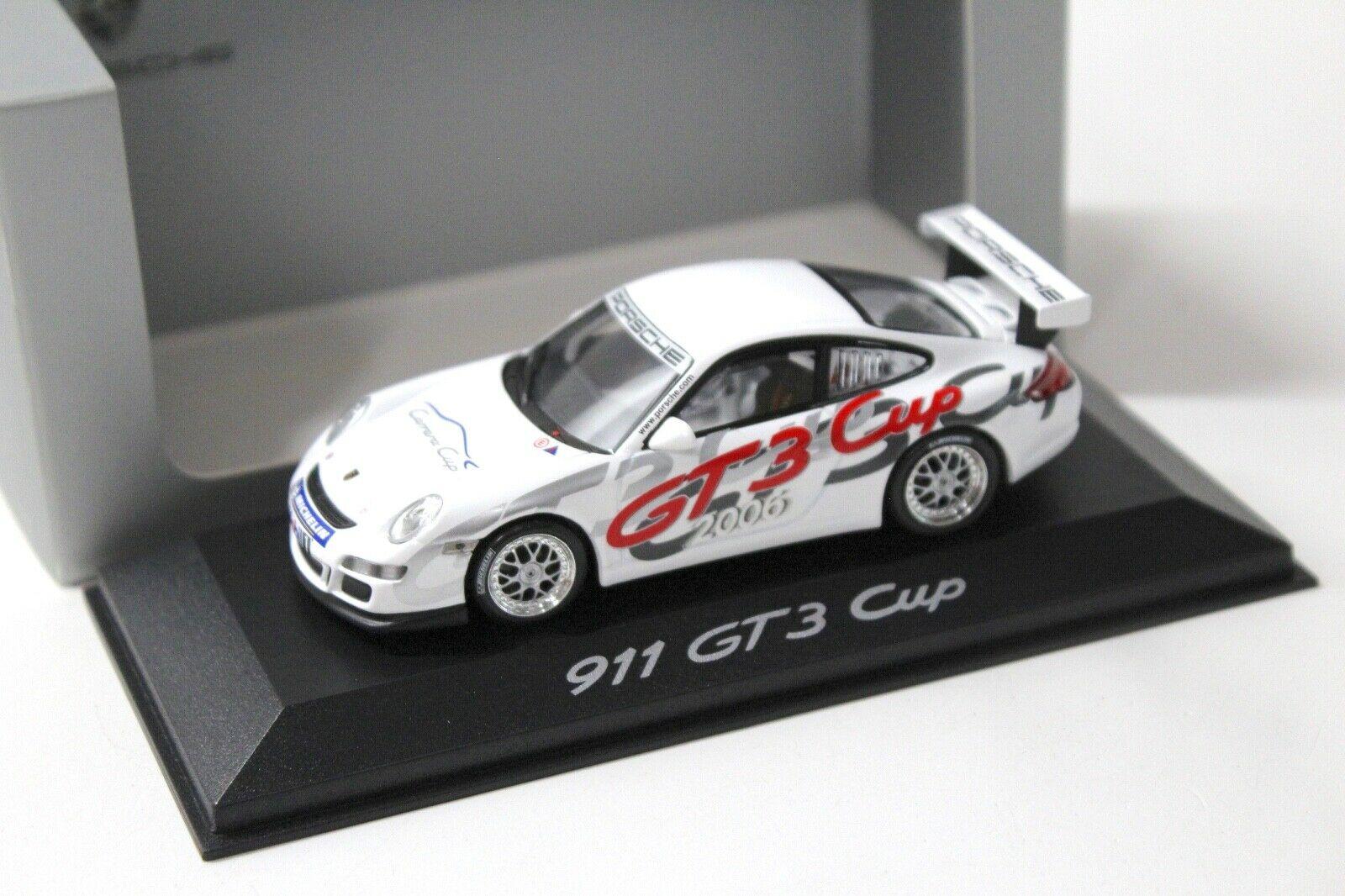 1:43 Minichamps Porsche 911 997 GT3 CUP 2006 DEALER VERSION