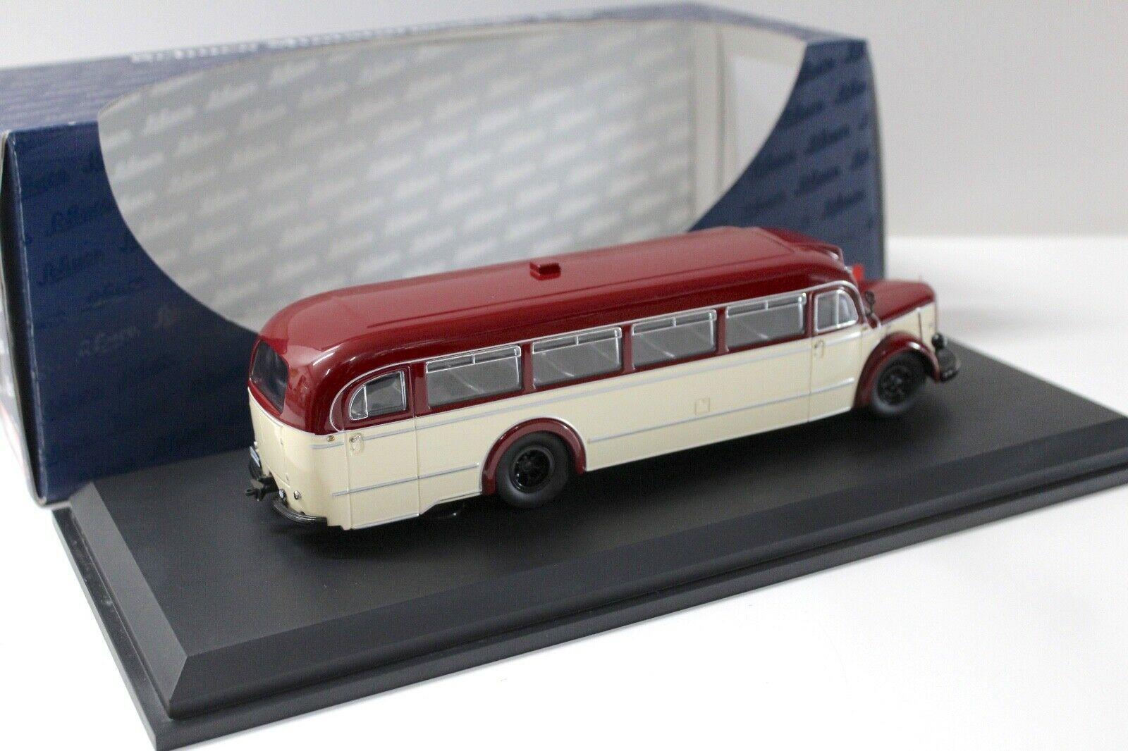 1:43 Schuco Mercedes O6600 Bus beige/ red