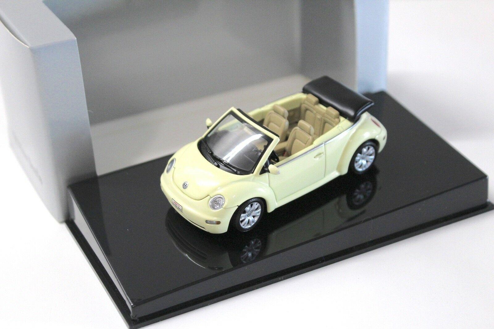 1:43 AUTOart VW Beetle Cabrio yellow DEALER VERSION