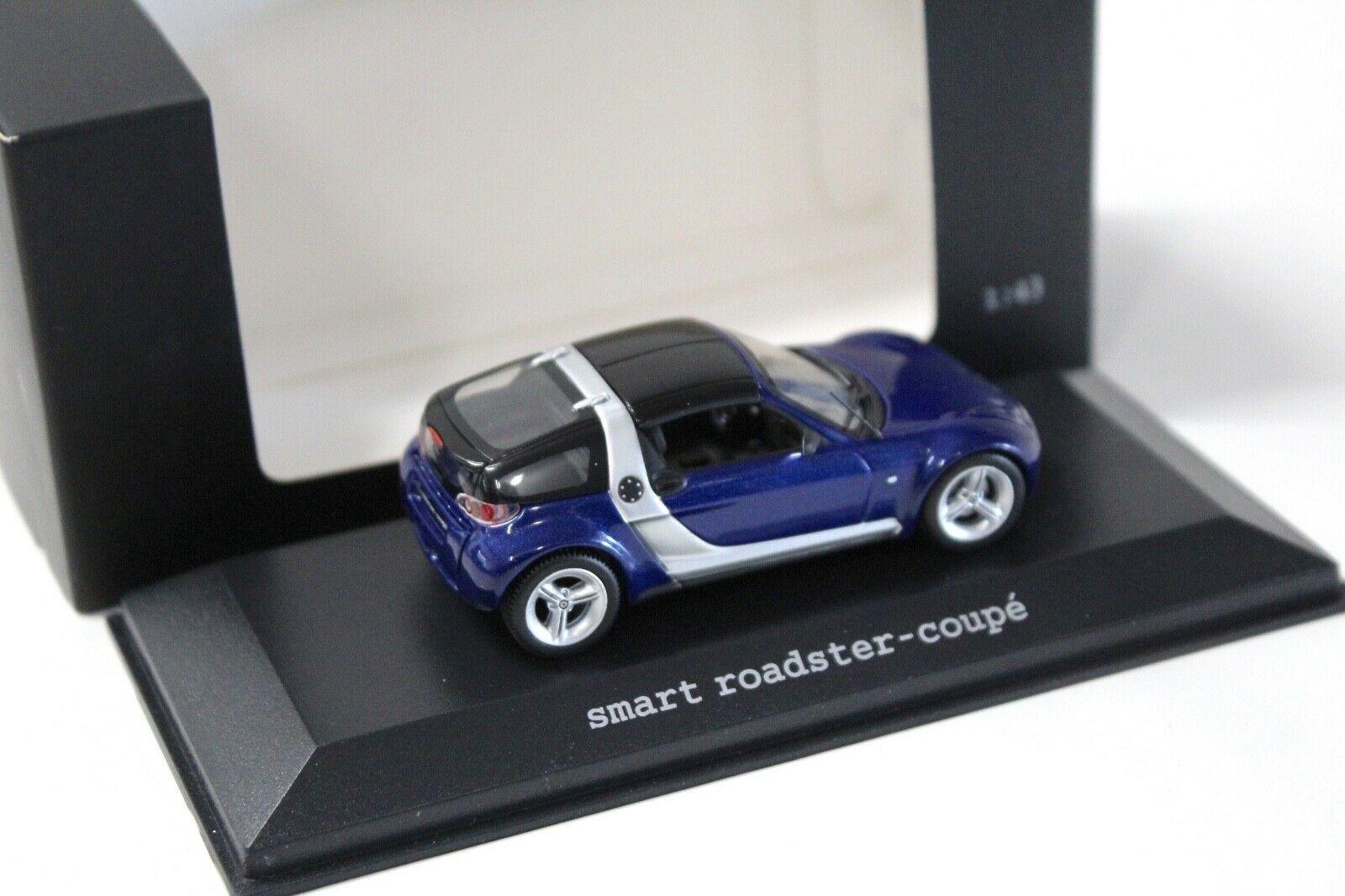 1:43 Minichamps Smart Roadster Coupe blue DEALER VERSION