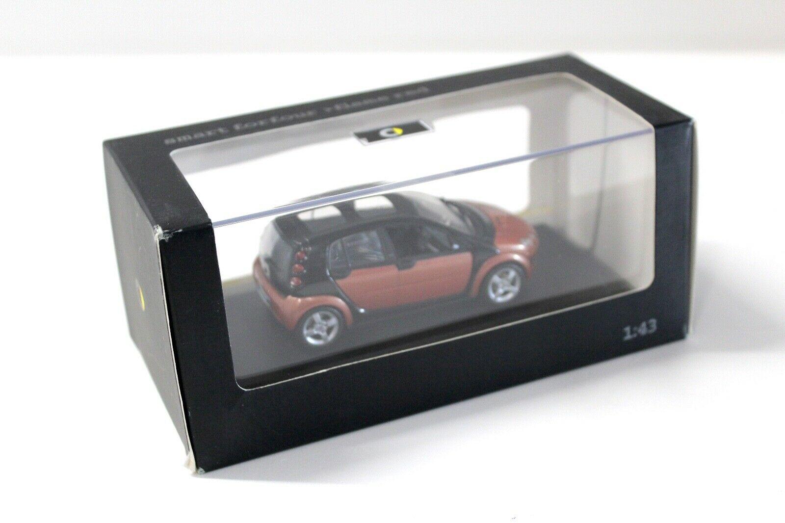 1:43 Schuco Smart Forfour Flame red DEALER VERSION