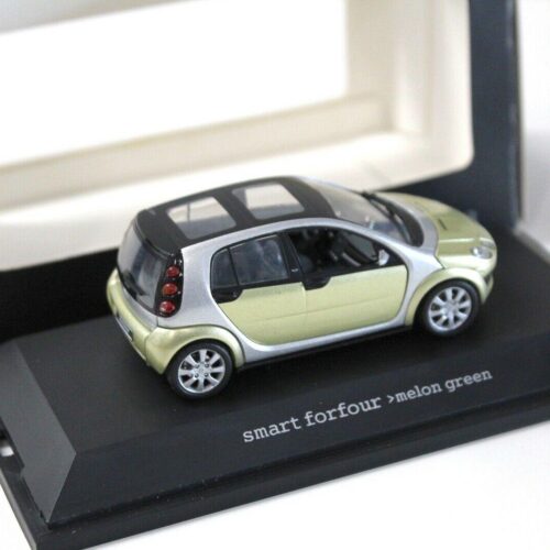 1:43 Schuco Smart Forfour Melon green DEALER VERSION