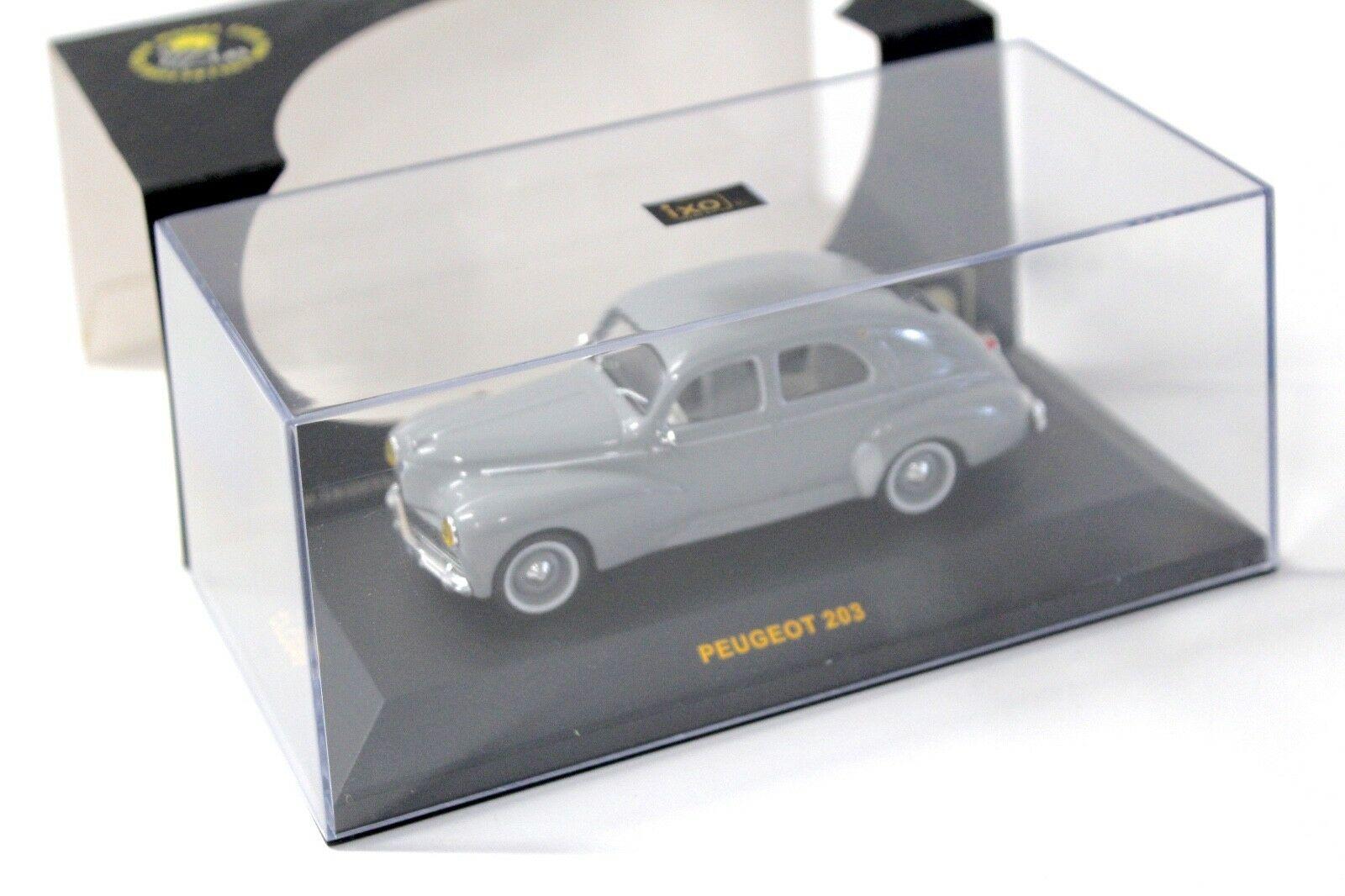 1:43 IXO Peugeot 203 grey