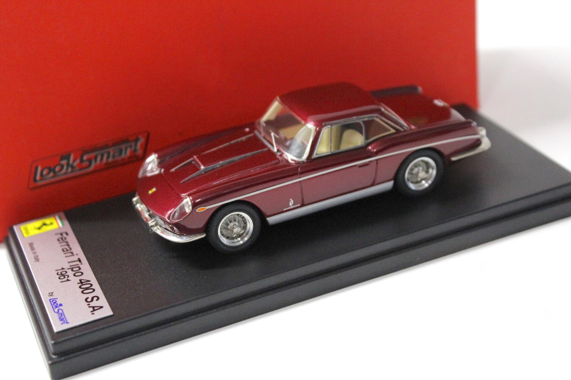 1:43 LookSmart Ferrari TIPO 400 SA Coupe 1961 metallic dark red