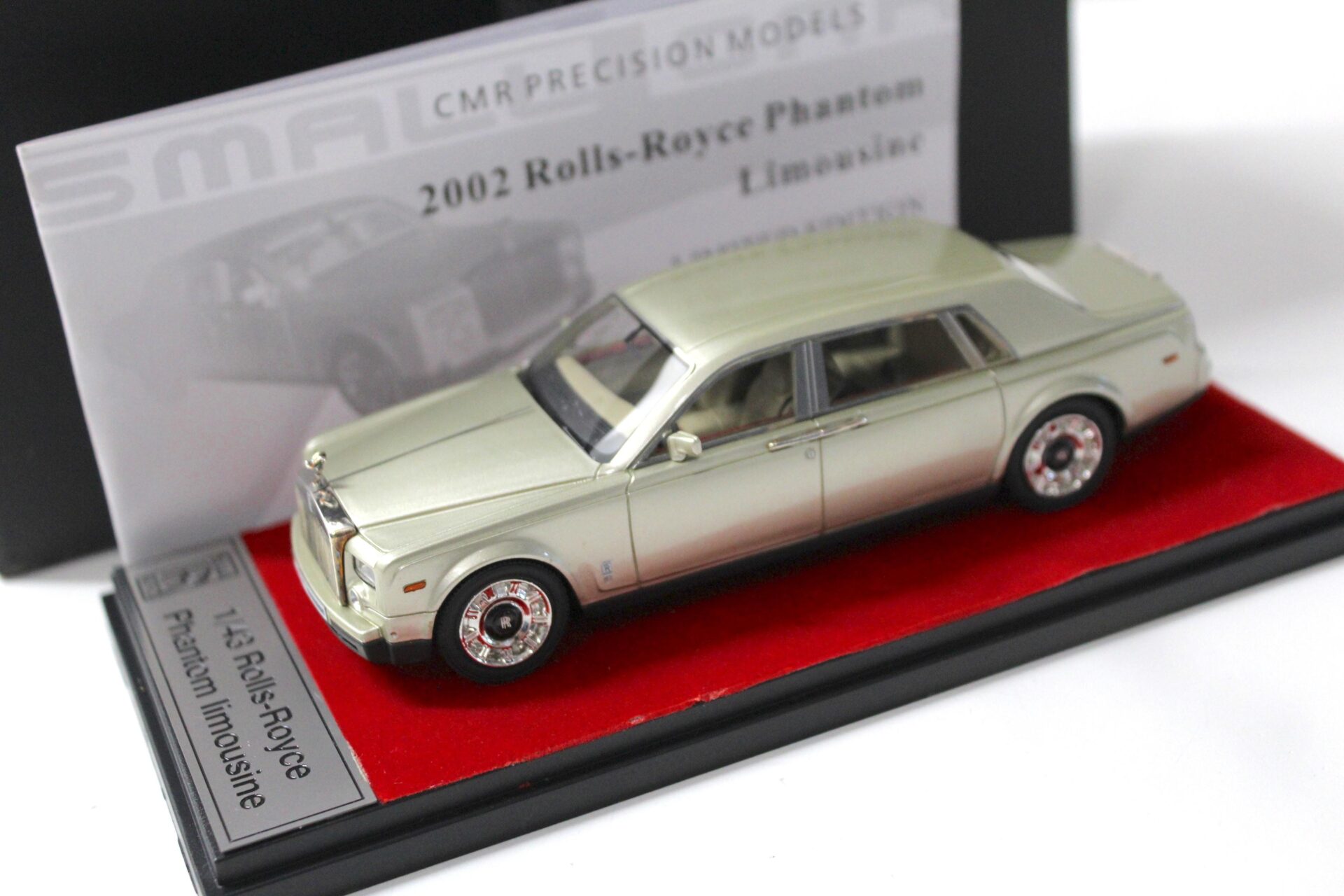 1:43 CMR Precision Models Rolls Royce Phantom Limousine 2002 gold-silver