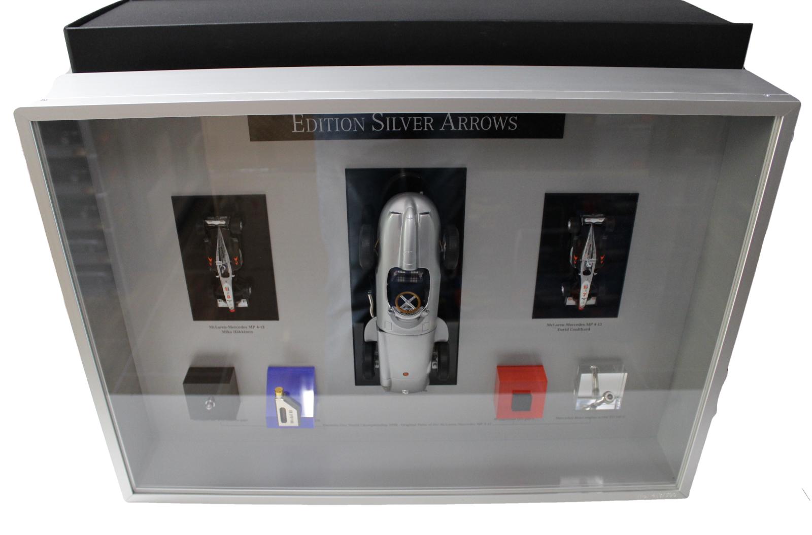 Mercedes-Benz Edition SILVER ARROWS SET 1998 1:43 &1:18 Limited Edition 418/500 - Außenbox Signiert!