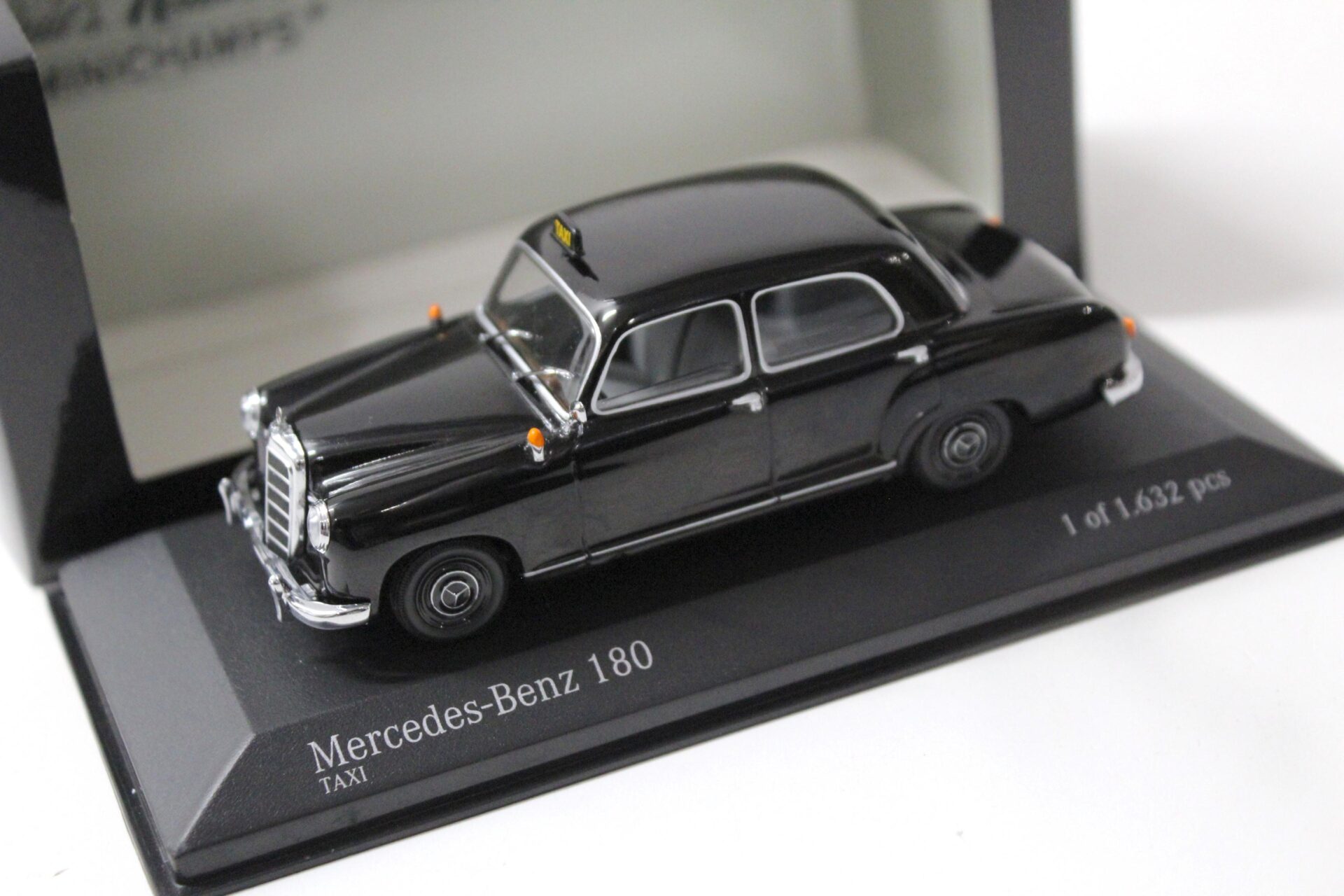 ID 52064 orig.jpg 1:43 Minichamps Mercedes 180 Ponton W120 TAXI black 1955