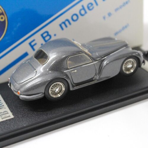 1:43 FB Model Alfa Romeo 6C 2500 SS Touring Coupe street gray - Image 2
