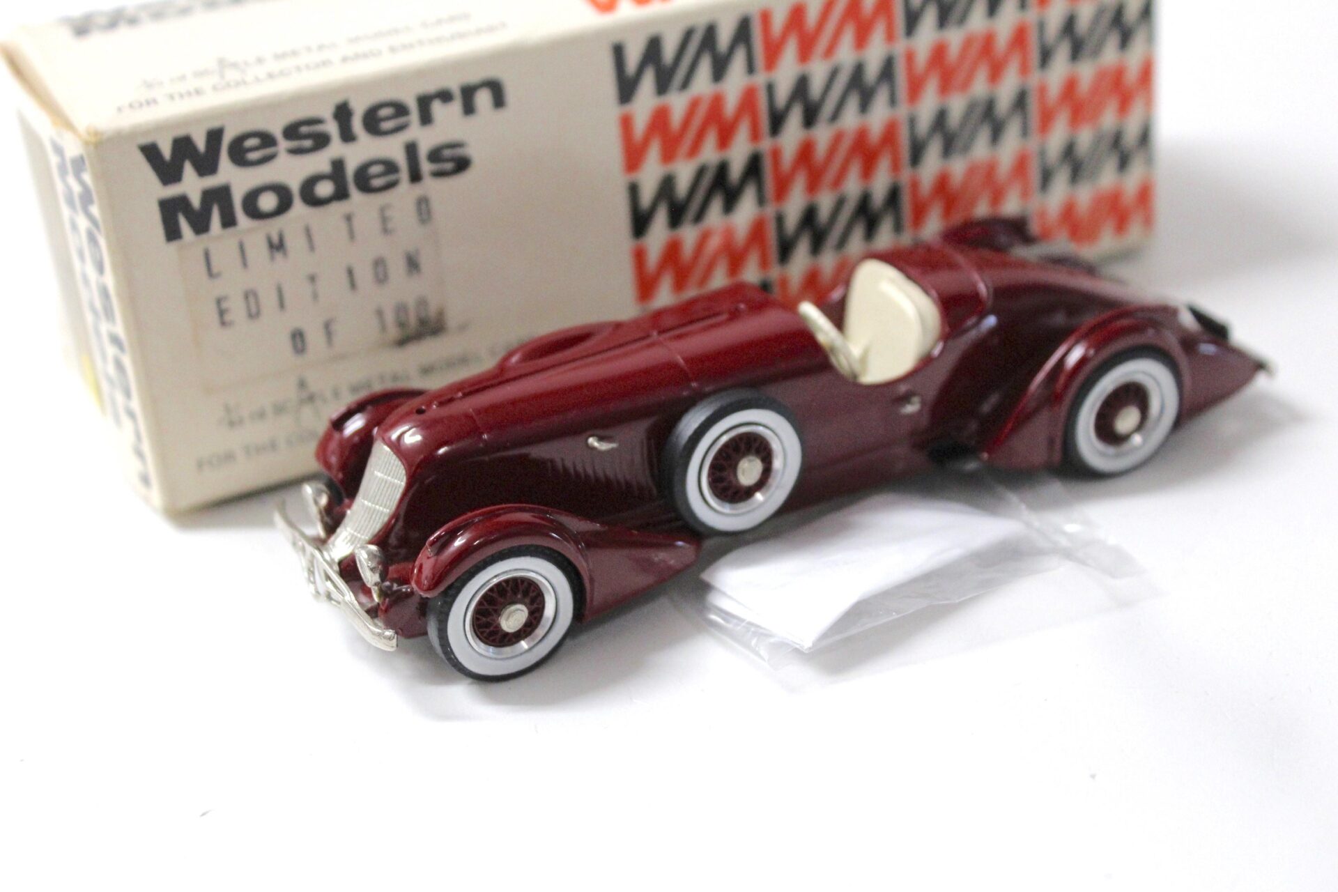 ID 52329 orig 1.jpg 1:43 Western Models 1935 Duesenberg S.J. Special dark red Limited 100