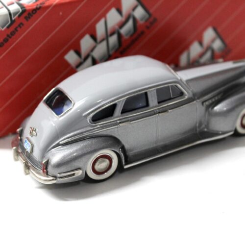 1:43 Western Models 1941 Buick 4-Door Sedan two tone grey