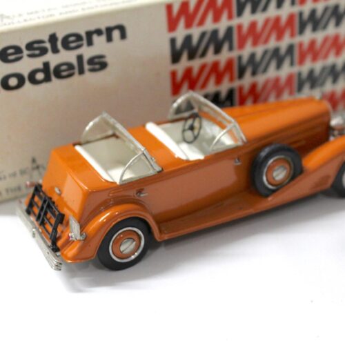 1:43 Western Models 1933 Cadillac V16 Convertible Victoria orange - Image 2