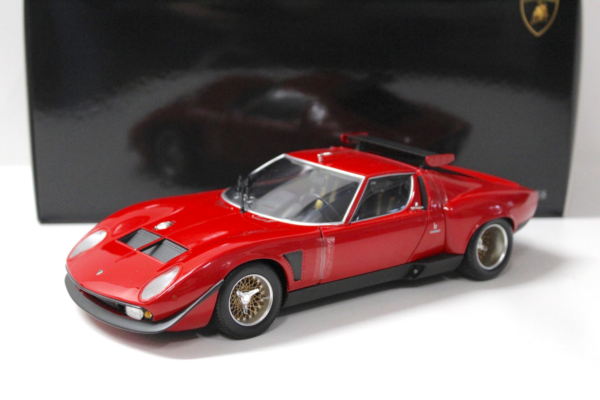 1:18 Kyosho Lamborghini Miura SVR red/ black