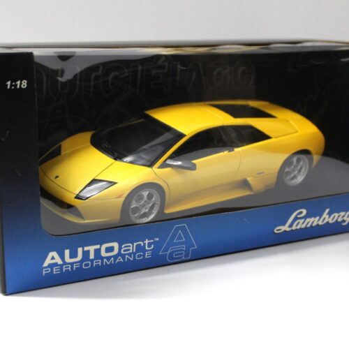 1:18 AUTOart Lamborghini Murcielago Coupe metallic yellow