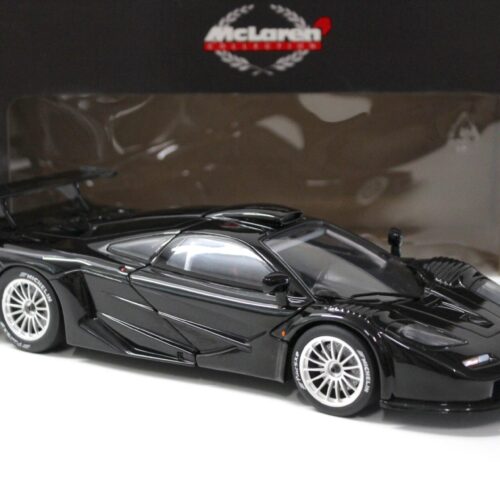 1:18 UT Models McLaren F1 GTR Road Car Longtail 1997 black