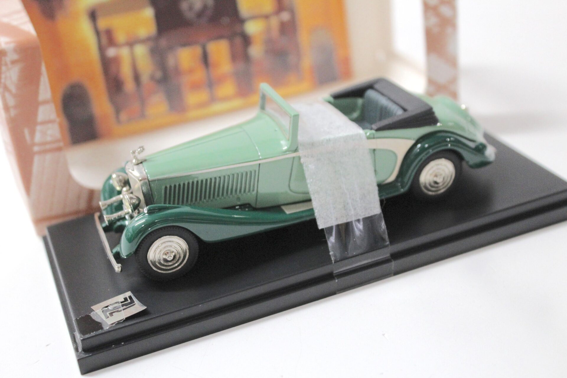 1:43 Palace Models Bentley 3 1/2 Cabriolet Gurney Nutting green/ dark green