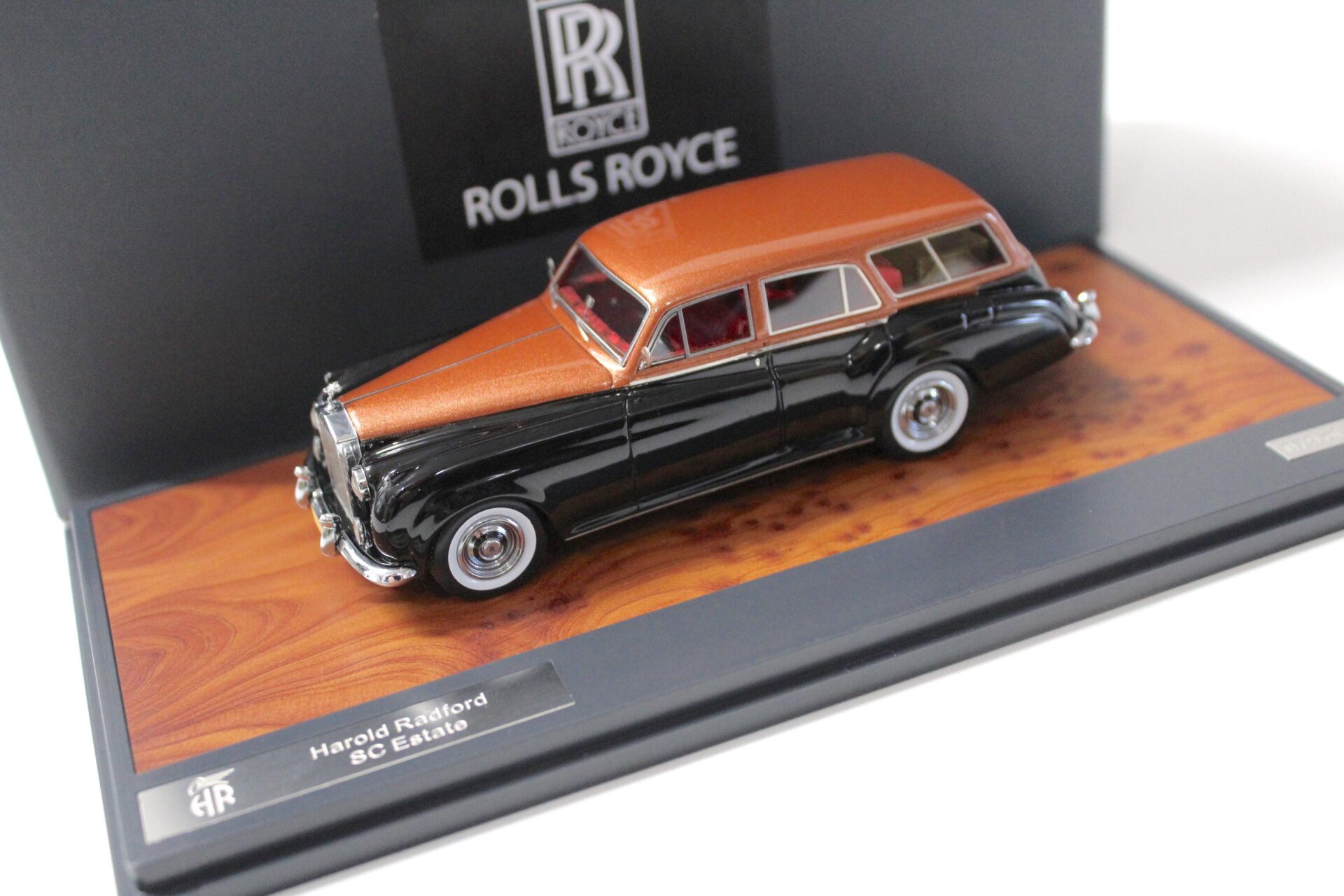 1:43 Matrix Rolls Royce SCII Harold Radford SC Estate Copper metallic