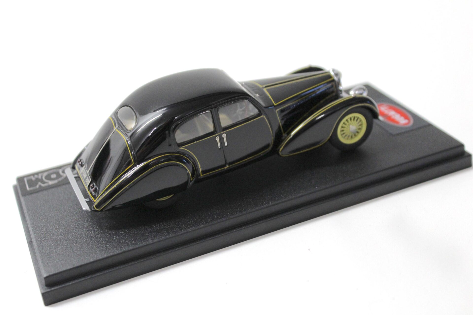 1:43 VROOM Built Bugatti Type 57 Cholmondeley Figoni & Falaschi black