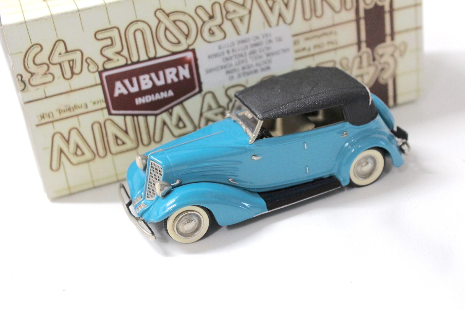 ID 53174 orig 1.jpg 1:43 MINIMARQUE 43 Auburn 652 Y Convertible Sedan with Top blue