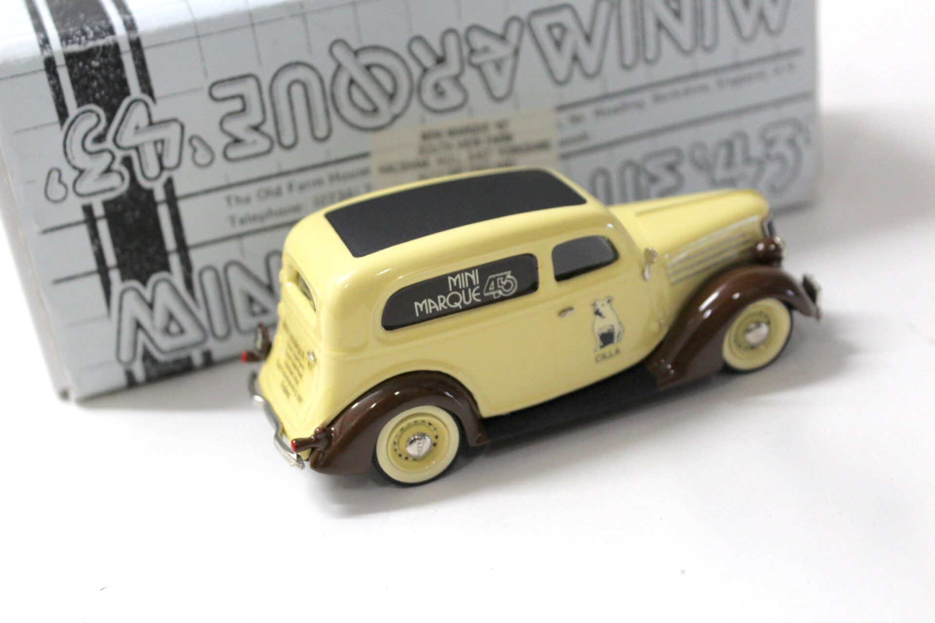 1:43 MINIMARQUE 43 Ford V8 Sedan Delivery Van 1936 "Cilla" yellow/ brown