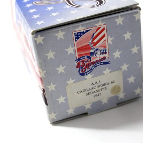 1:43 American Classics Cadillac Series 62 Sedanette 1947 beige
