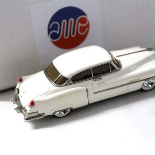 1:43 AMR 1950 Cadillac S 61 Coupe white